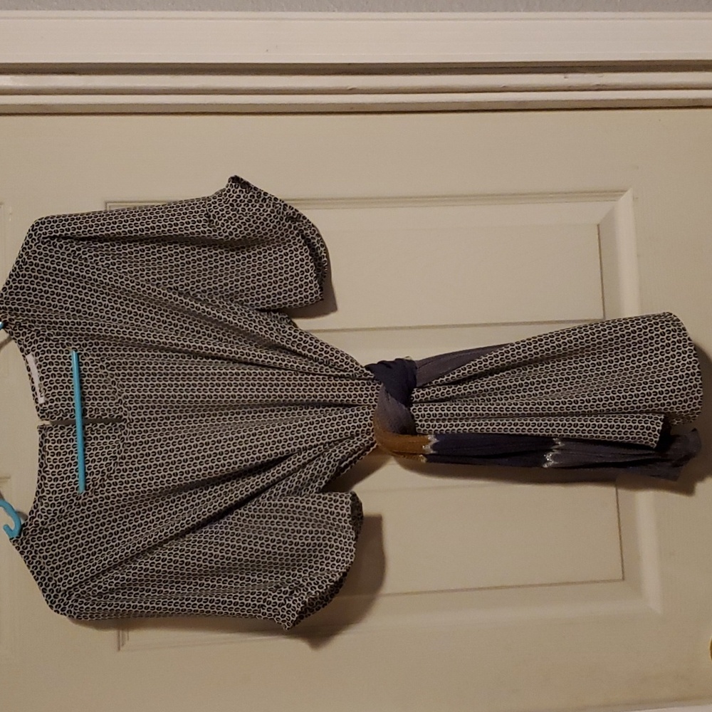 Business Blouse Black & White Geometric Design